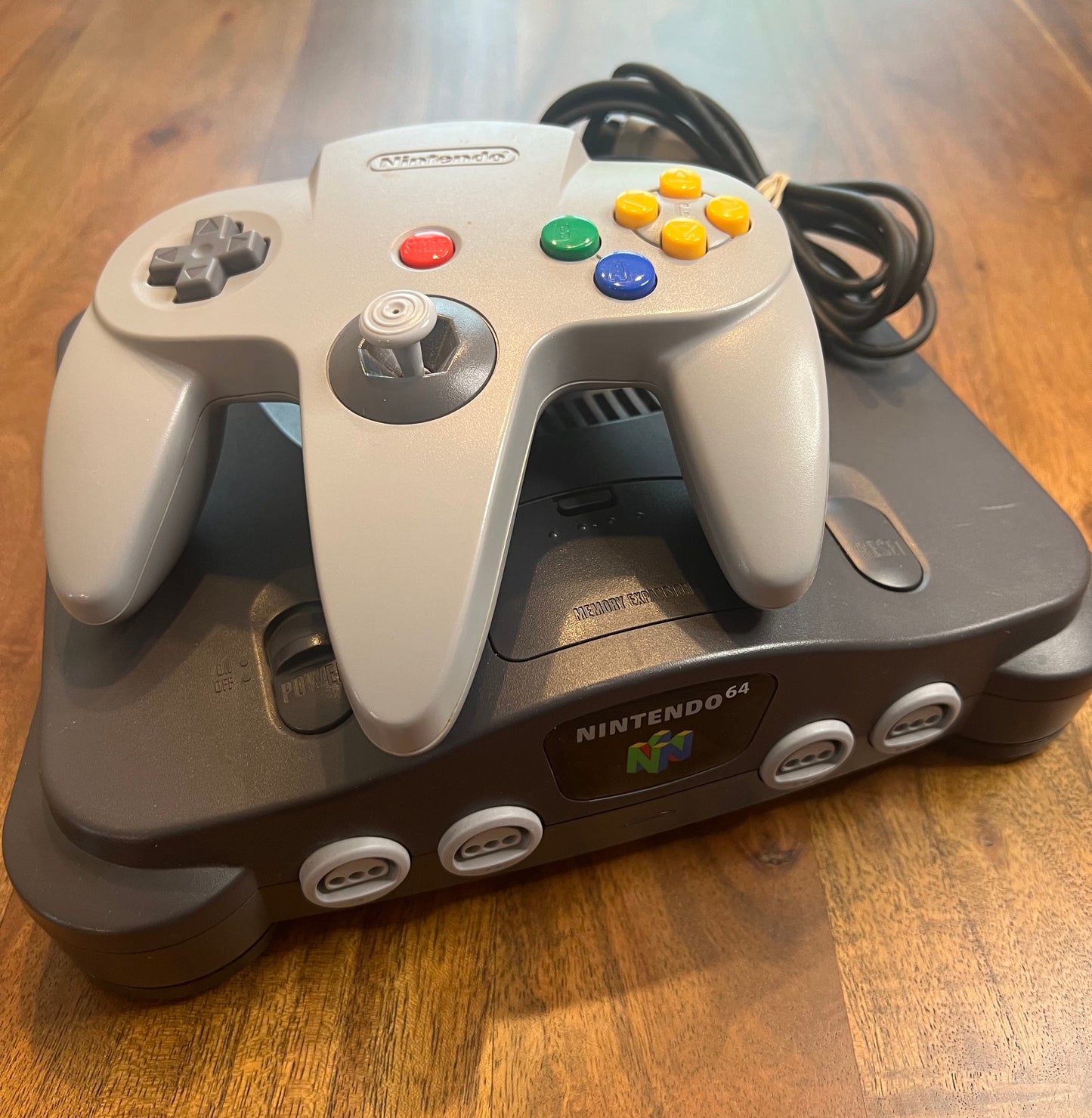 Nintendo 64 - Console
