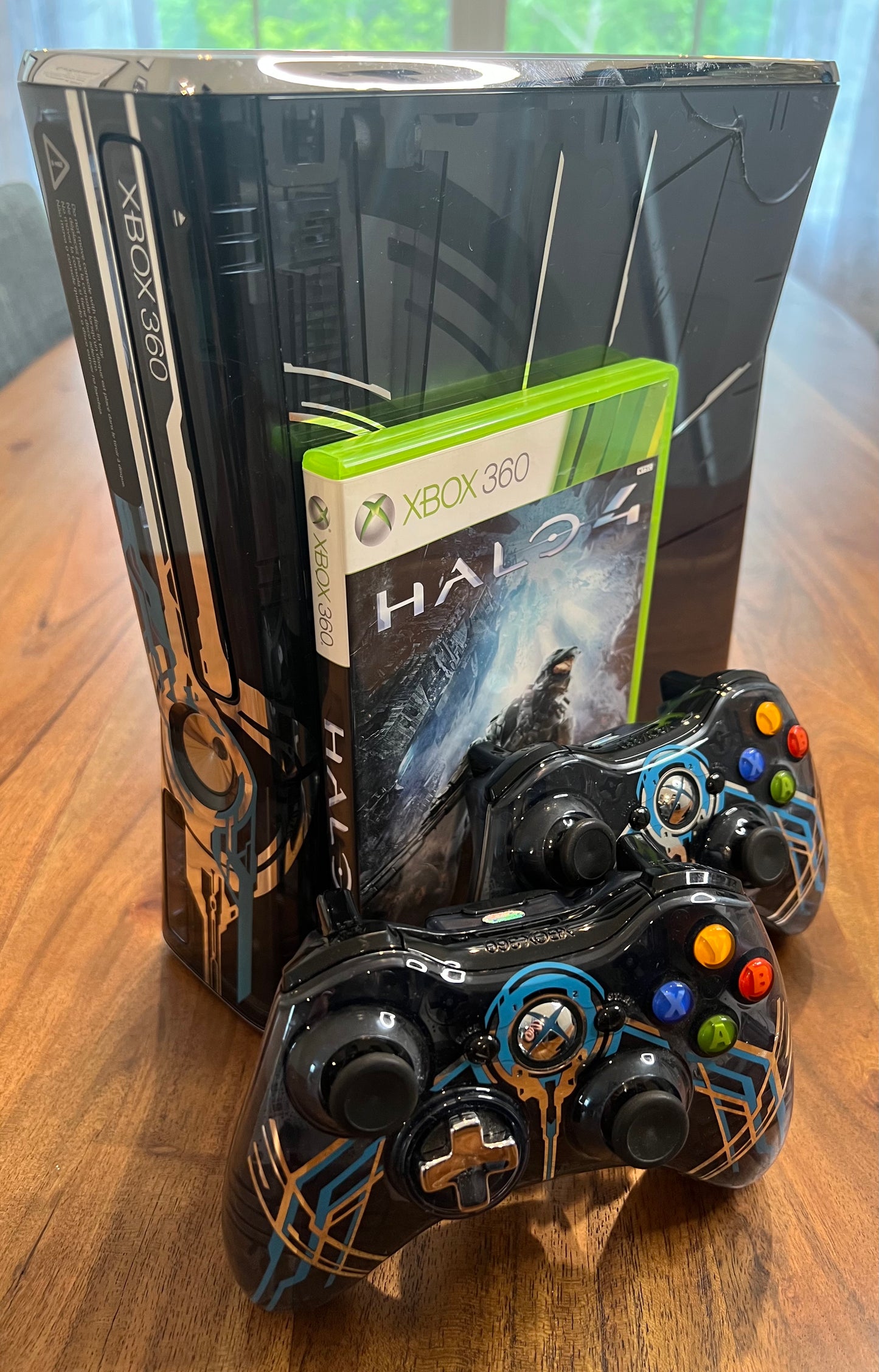 Xbox 360 320GB Halo 4 Special Edition - Console